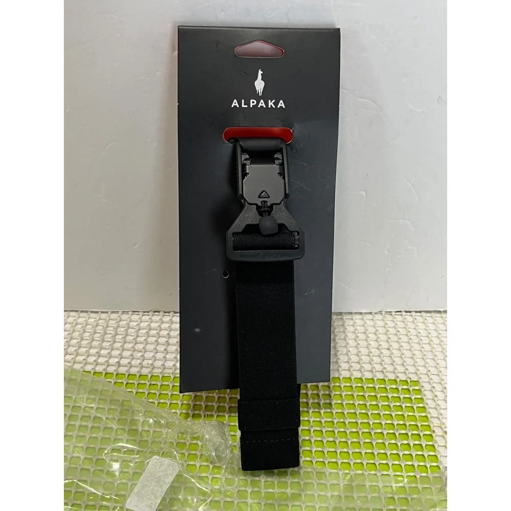 ALPAKA Stealth Belt Black Magnetic Fidlock Buckle Adjustable 24-32 NEW WITH TAG
